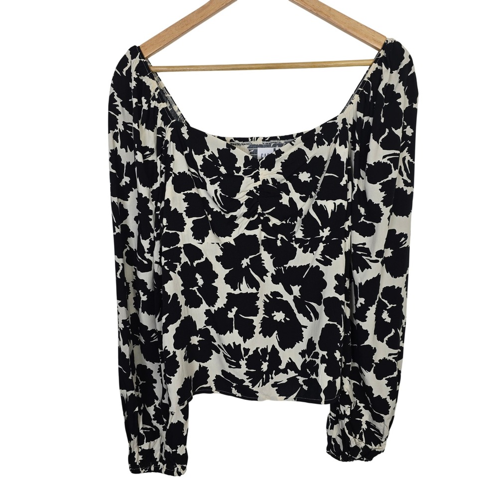Gap Womens Large Black Cream Floral Smocked‎ Back Sweetheart Neck Rayon Top NWT